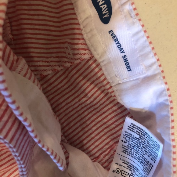 Old Navy Shorts - Picture 3 of 3